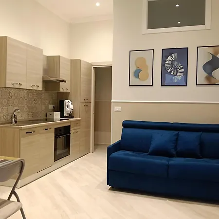 Petit Maison