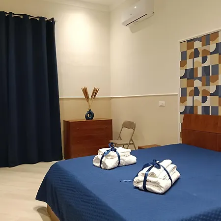 Petit Maison بيت للعطل *